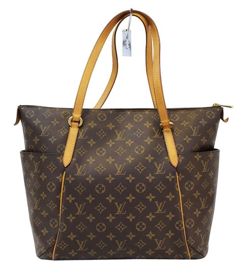 louis vuitton travel tote|louis vuitton totes monogram.